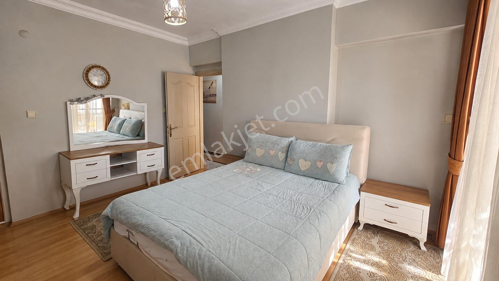 Baruthane Ihlamur Kafe Arkası Mavişehir Sitesi Kısmı Eşyalı 3+1! — fotoğraf 23