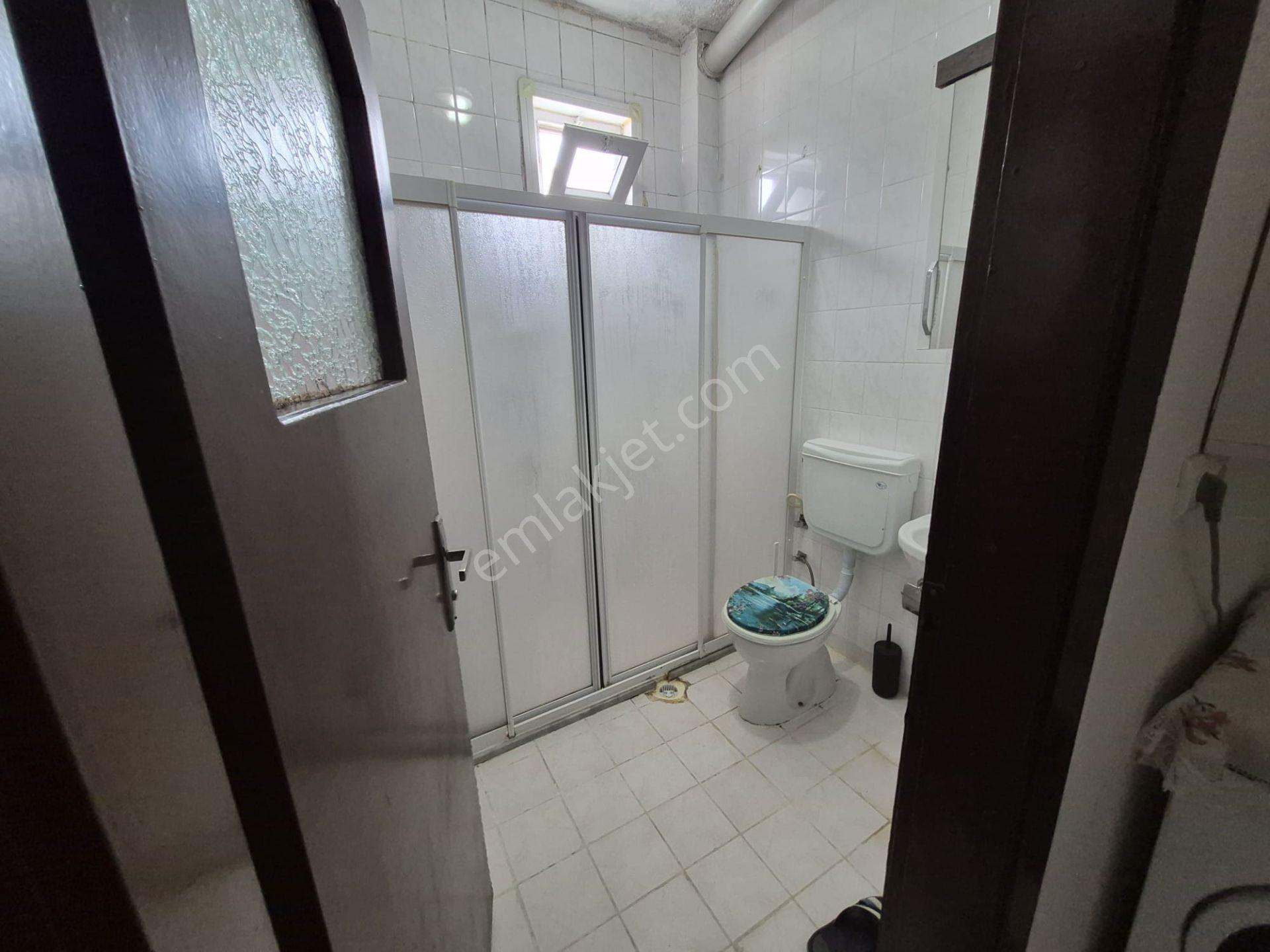 Emin Emlak Satıyor.. Valide Sultanda Girişleri Ayrı Satılık Dubleks Daire — fotoğraf 28