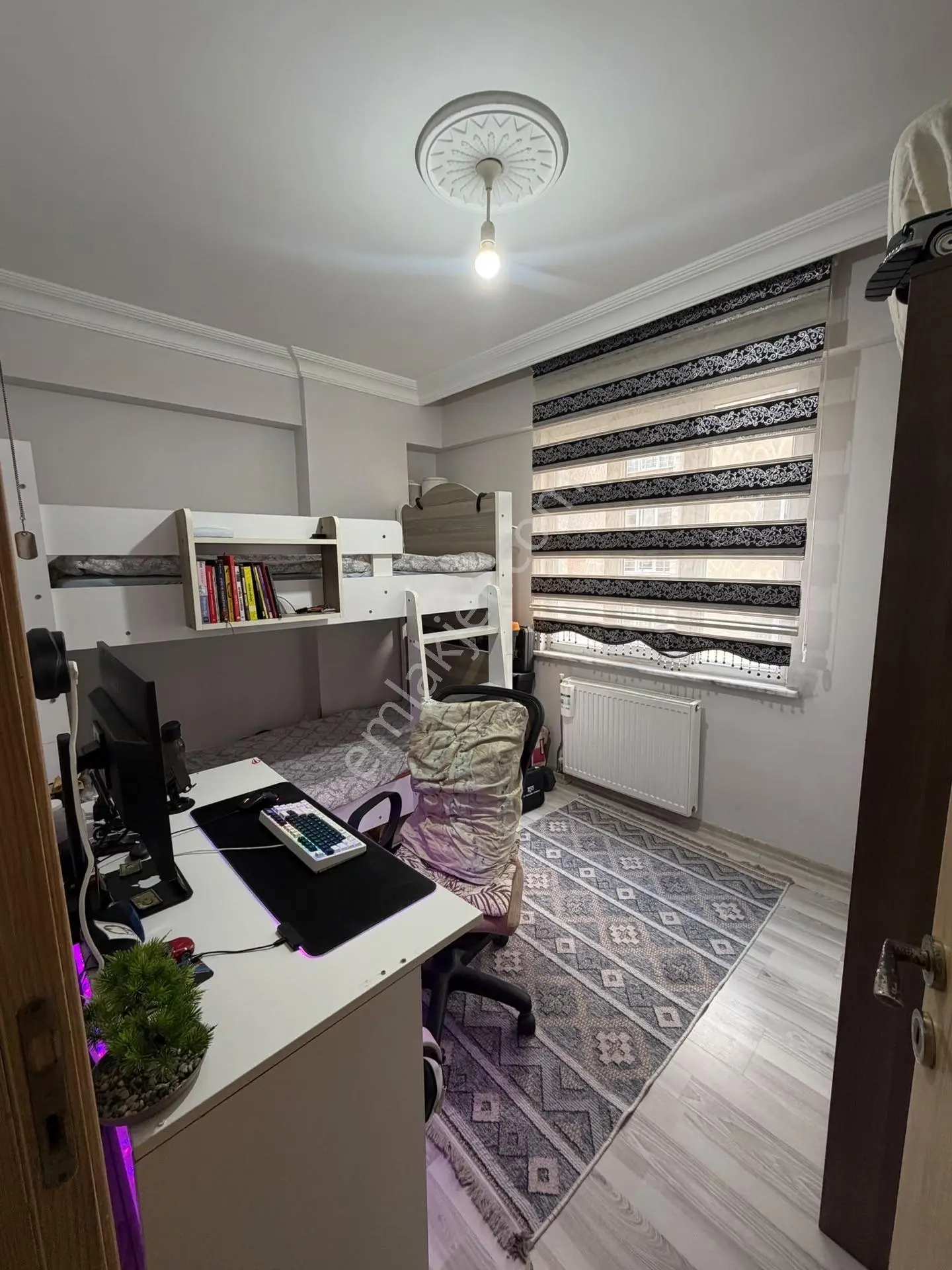 Çerkezköy Yıldırım Beyazıt Mahallesinde Geniş Balkonlu 2+1 Daire — fotoğraf 8