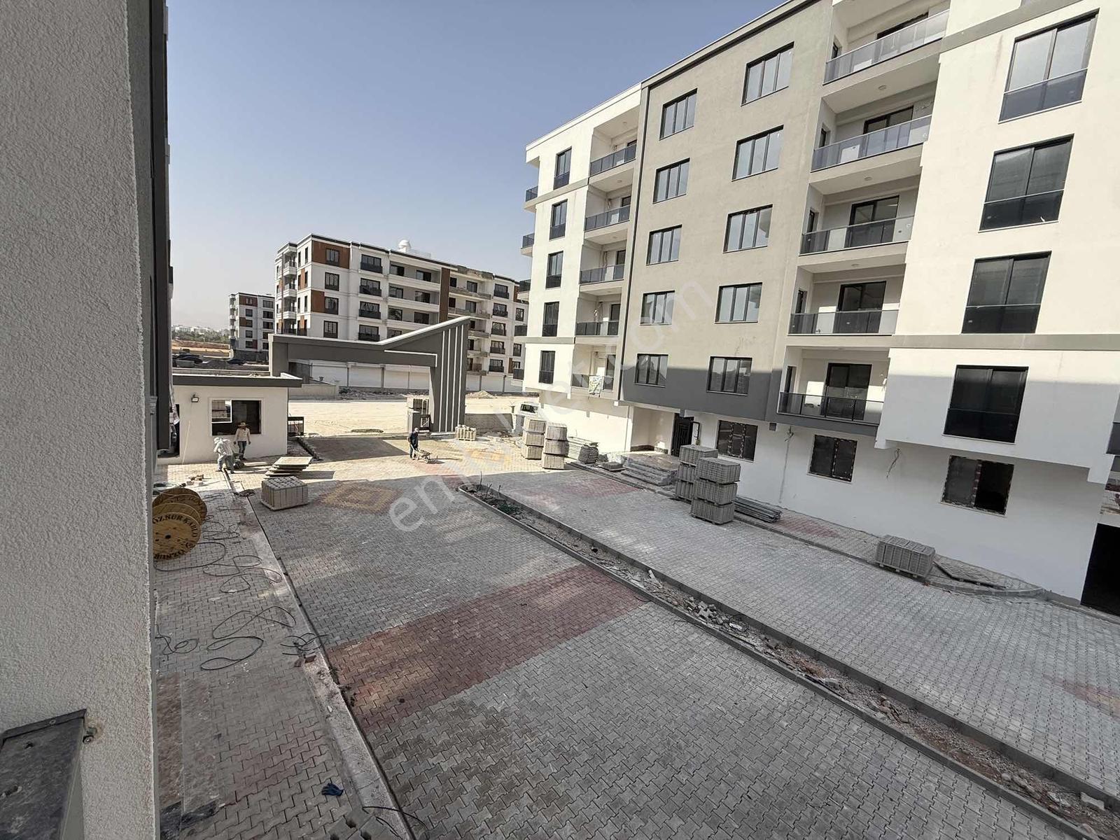 Ok Emlaktan Solhan Gold Sitesin'de Satılık Sıfır 4+1 Daire — fotoğraf 9