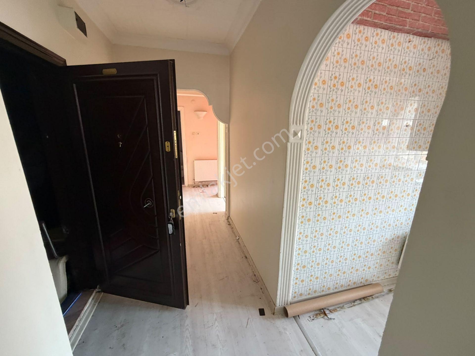Başokur'dan Siyavuşpaşa Ulubatlı Hasan Cad. Yakın 3+1 Kentsele Girmiş Daire — fotoğraf 6