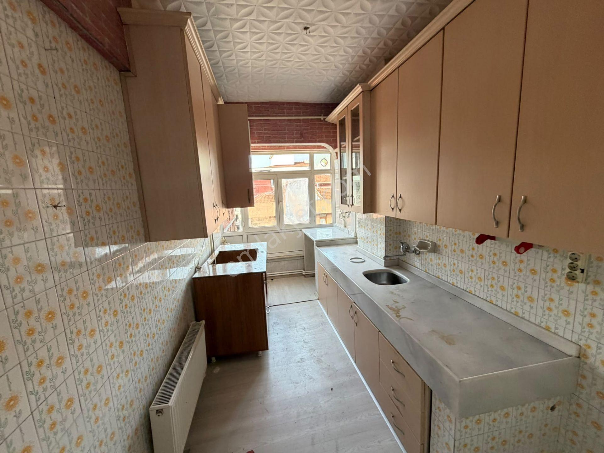 Başokur'dan Siyavuşpaşa Ulubatlı Hasan Cad. Yakın 3+1 Kentsele Girmiş Daire — fotoğraf 10