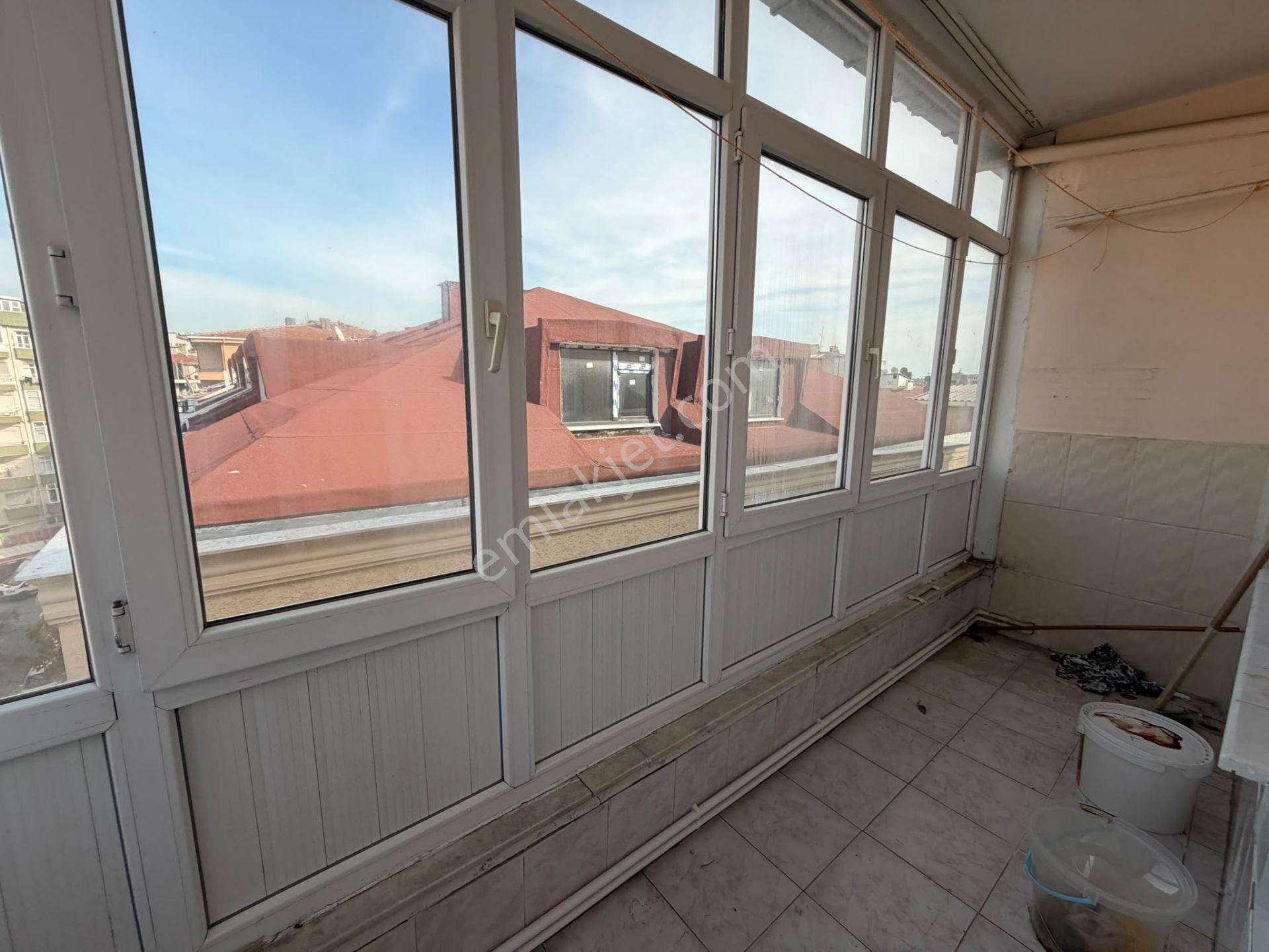 Başokur'dan Siyavuşpaşa Ulubatlı Hasan Cad. Yakın 3+1 Kentsele Girmiş Daire — fotoğraf 11