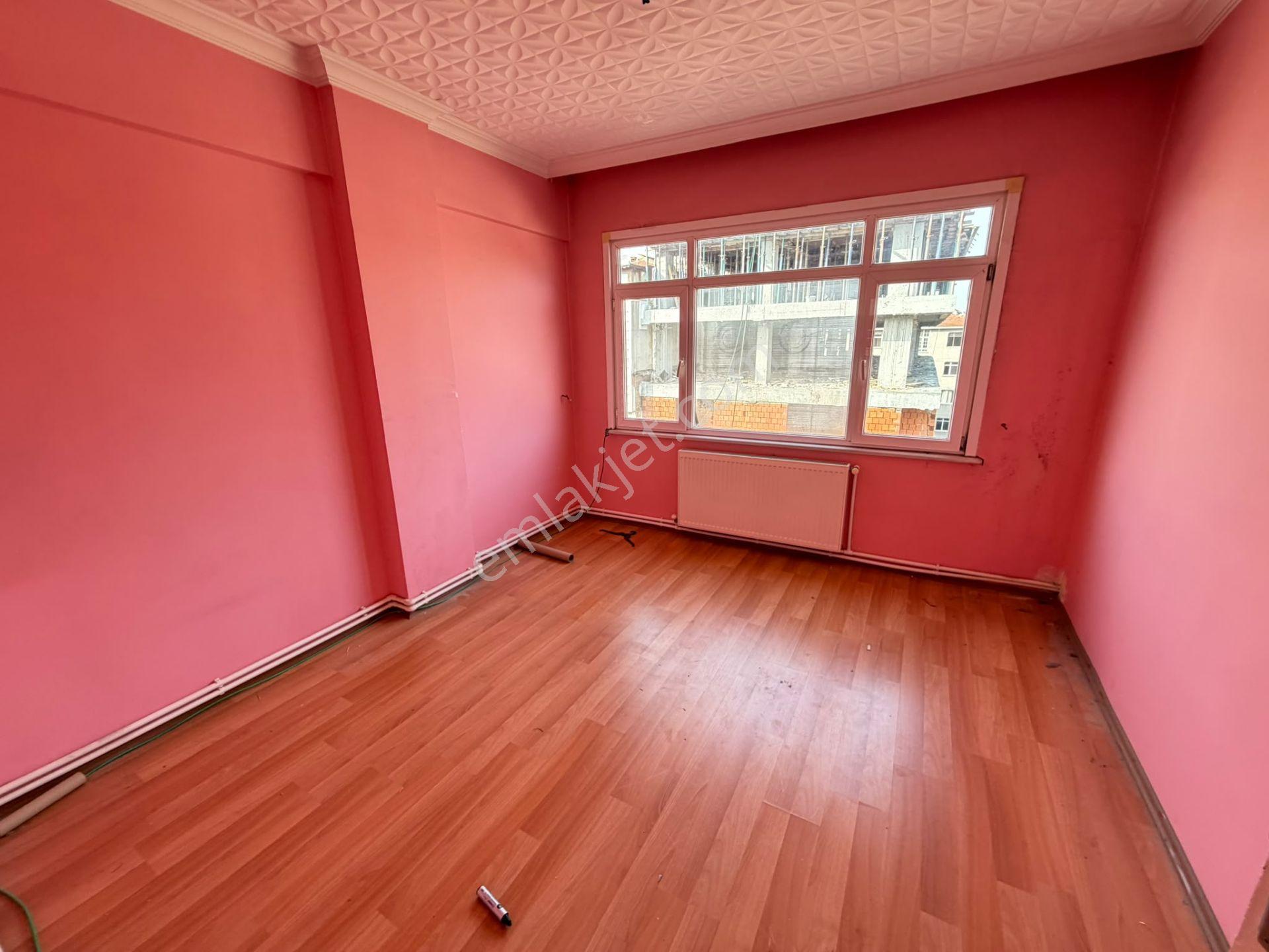 Başokur'dan Siyavuşpaşa Ulubatlı Hasan Cad. Yakın 3+1 Kentsele Girmiş Daire — fotoğraf 13