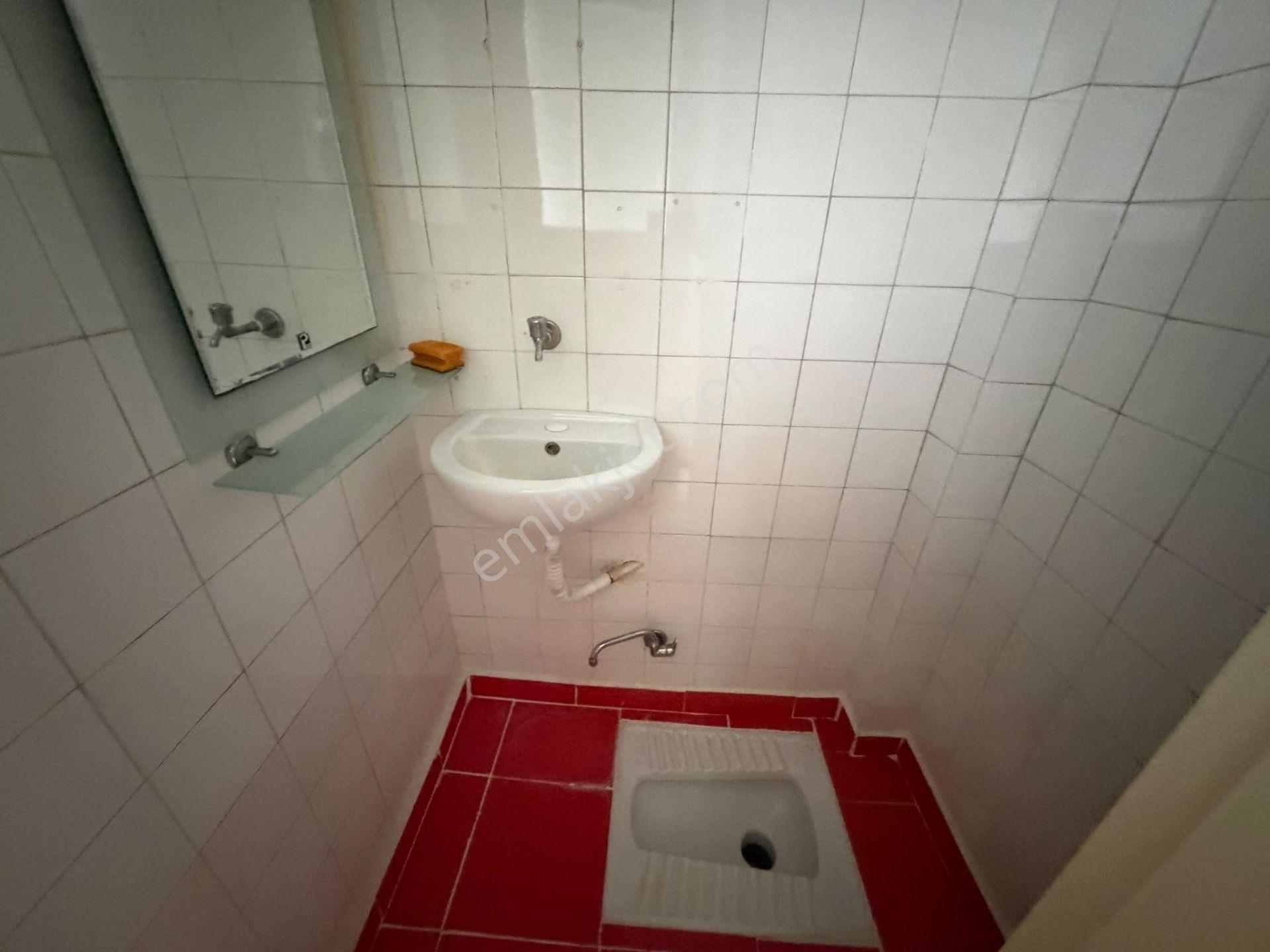 Başokur'dan Siyavuşpaşa Ulubatlı Hasan Cad. Yakın 3+1 Kentsele Girmiş Daire — fotoğraf 18