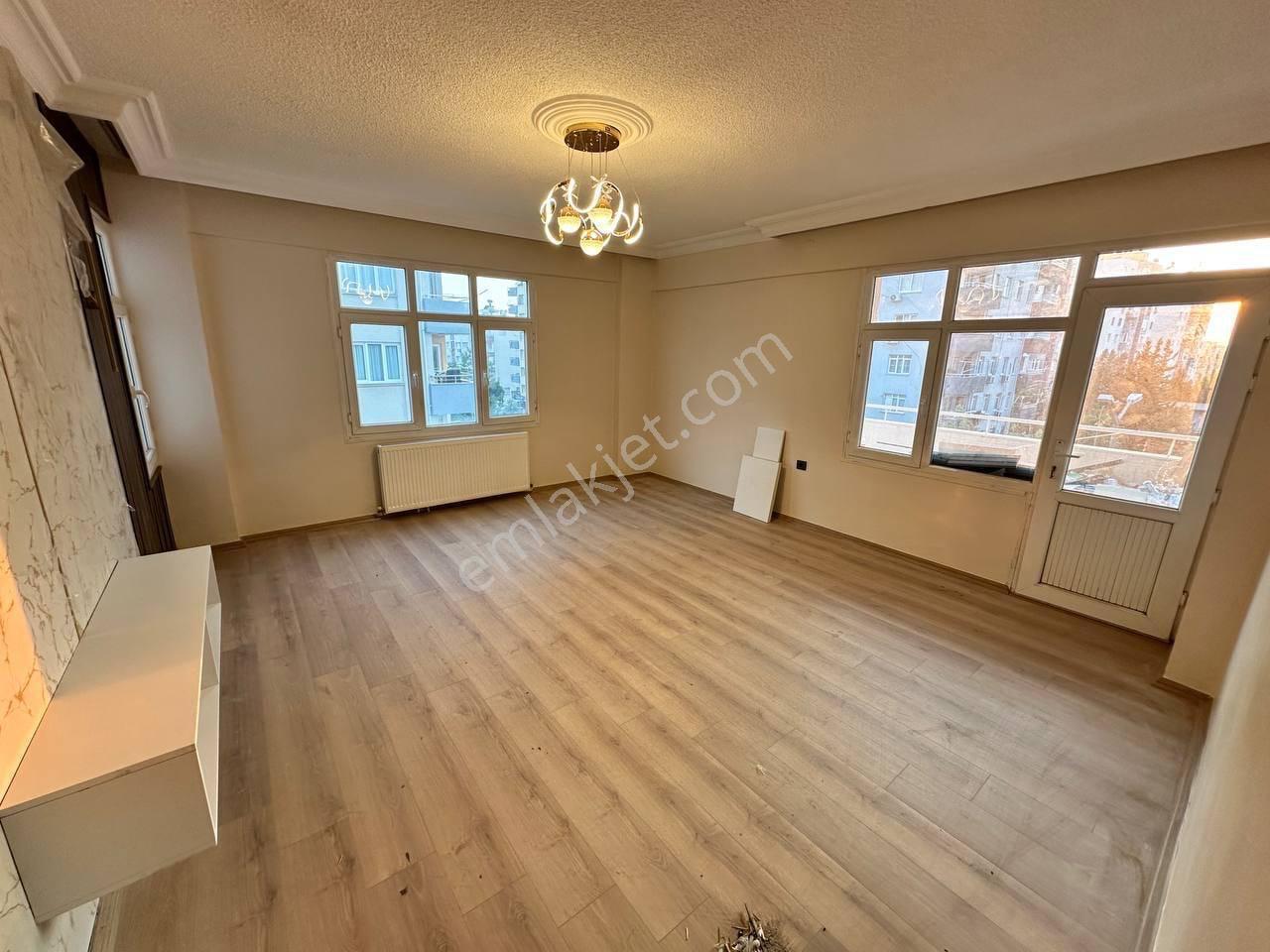 Seyhan Nezip Fazıl Blv Üzeri 3+1 Full Yapılı Yeşilyurt Mh Satılık Daire — fotoğraf 8