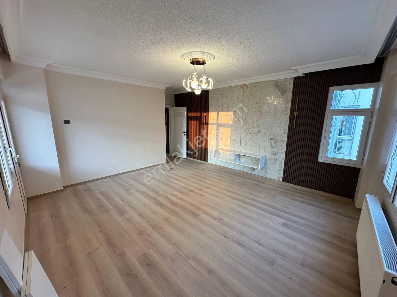 Seyhan Nezip Fazıl Blv Üzeri 3+1 Full Yapılı Yeşilyurt Mh Satılık Daire — fotoğraf 10