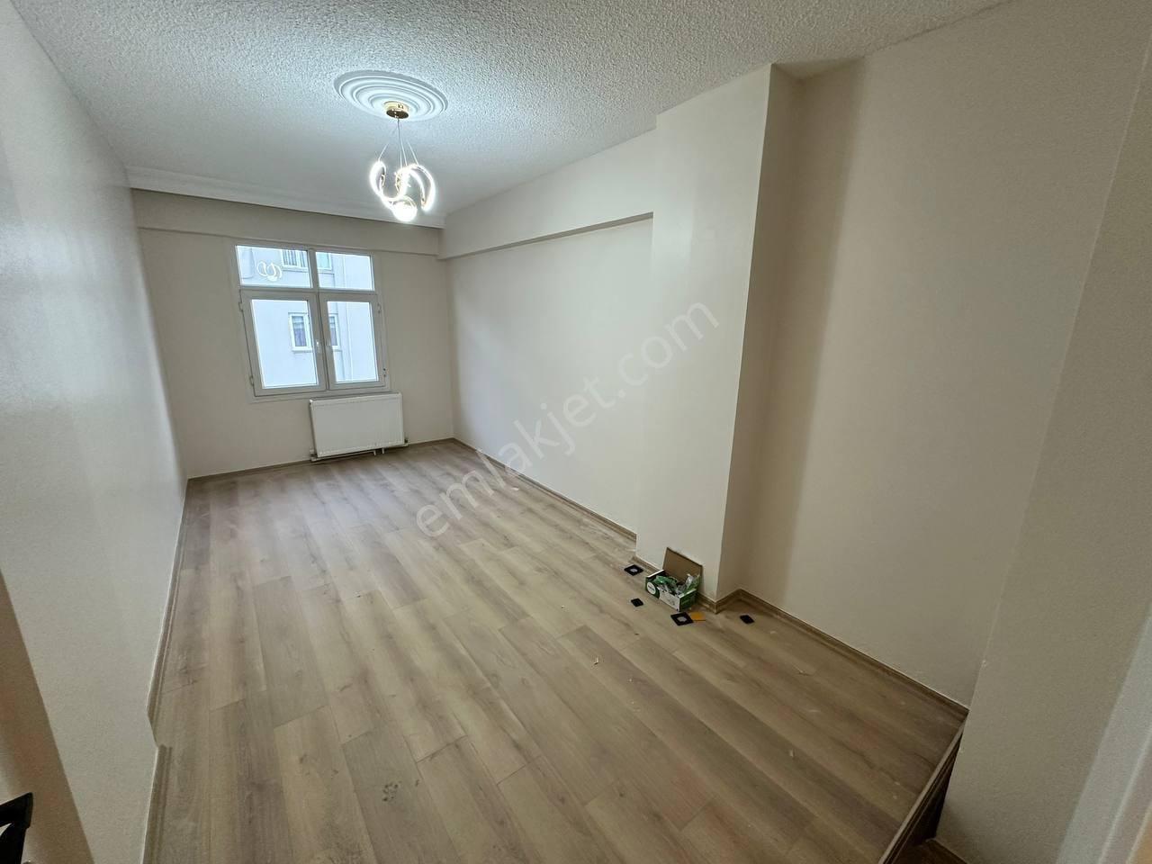 Seyhan Nezip Fazıl Blv Üzeri 3+1 Full Yapılı Yeşilyurt Mh Satılık Daire — fotoğraf 16