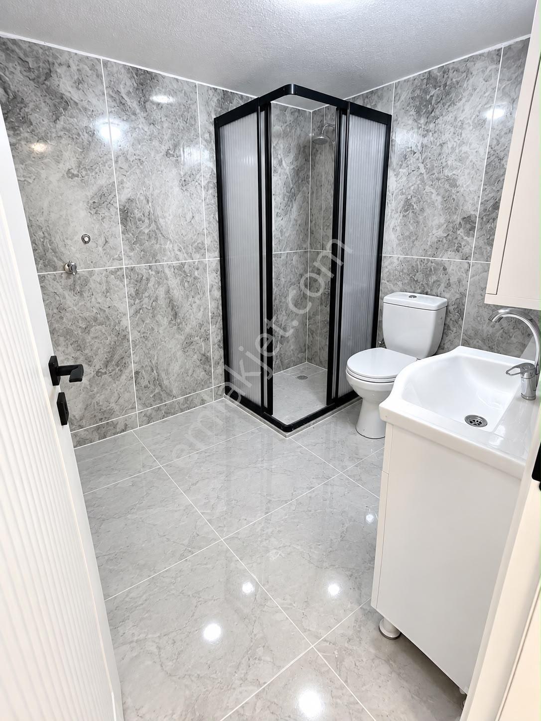 Seyhan Nezip Fazıl Blv Üzeri 3+1 Full Yapılı Yeşilyurt Mh Satılık Daire — fotoğraf 17