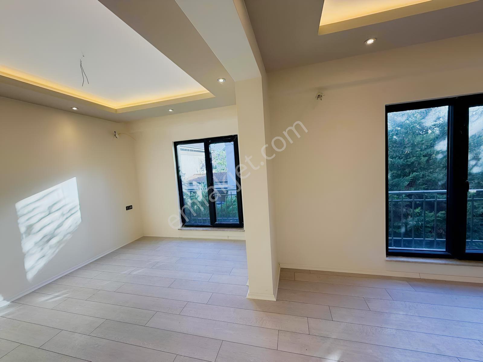 Özlüce 19 Mayıs'ta Özel Havuzlu, Bahçeli, Müstakil 4,5+1 Villa — fotoğraf 17