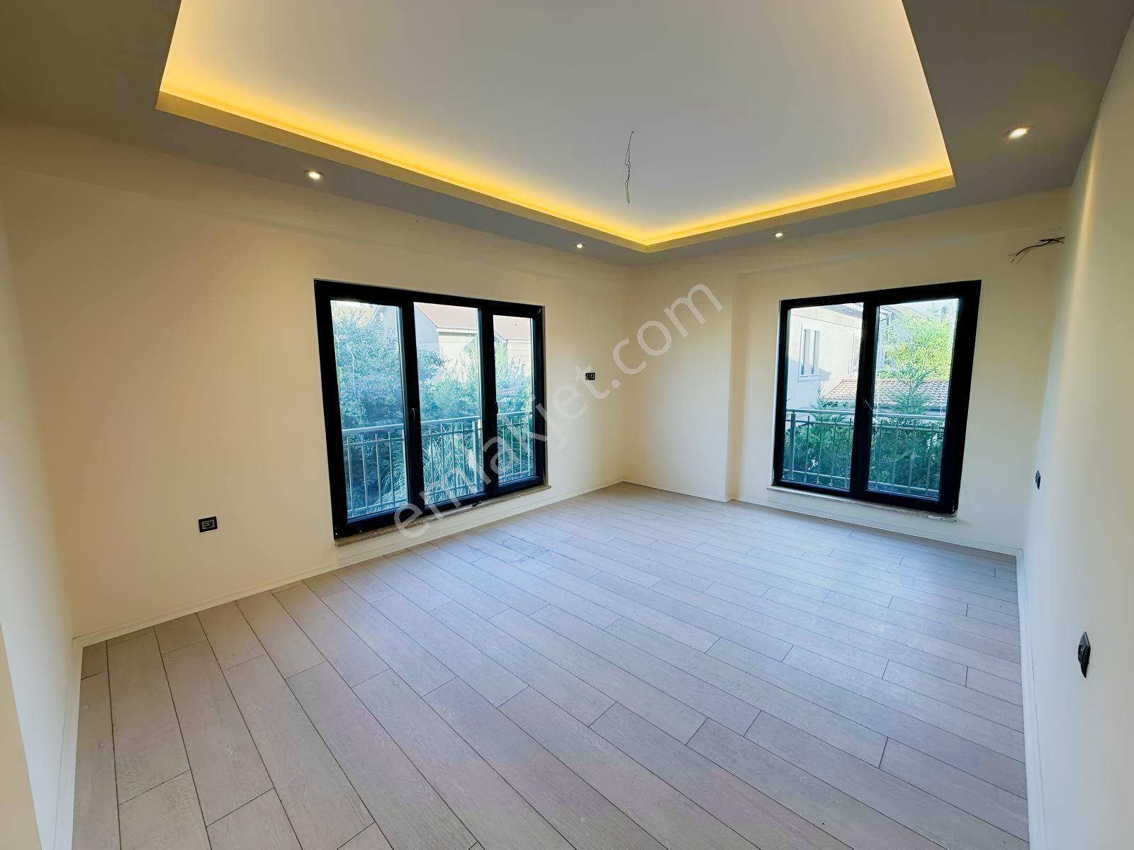 Özlüce 19 Mayıs'ta Özel Havuzlu, Bahçeli, Müstakil 4,5+1 Villa — fotoğraf 23