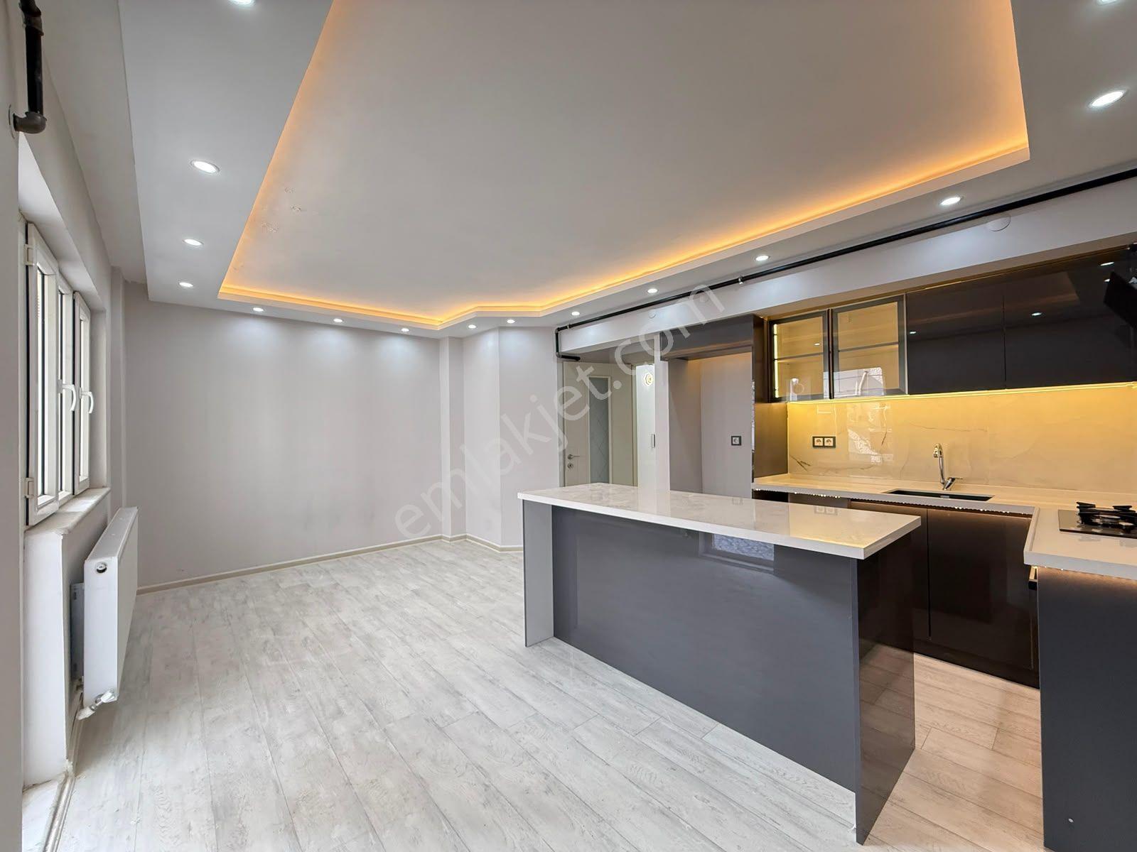 Kuyualan Mahallesinde 3+1 Full Lüks Satılık Daire — fotoğraf 3