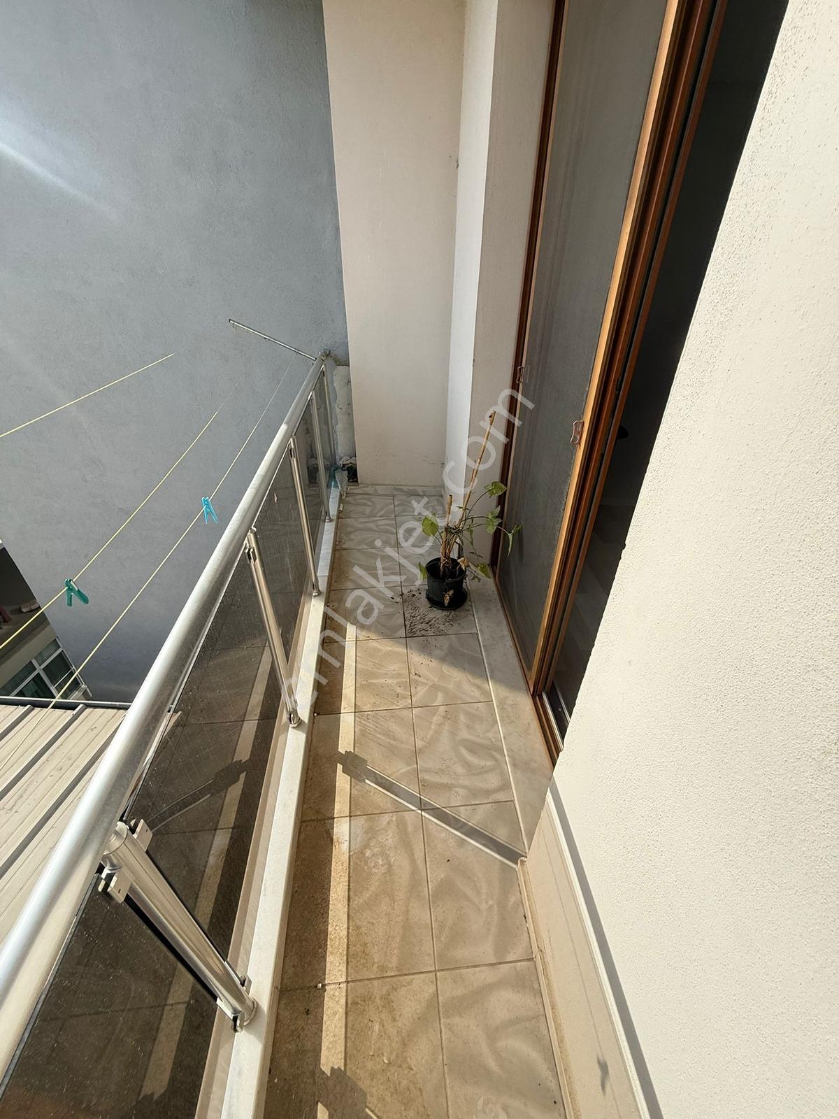 Buca'da Üniverste Karşısı Satılık 3+1 Daire — fotoğraf 28