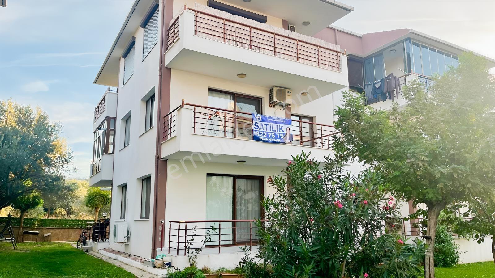 Yenifoça Turkuaz Evleri Sitesinde Satılık 2+1 Daire — fotoğraf 25