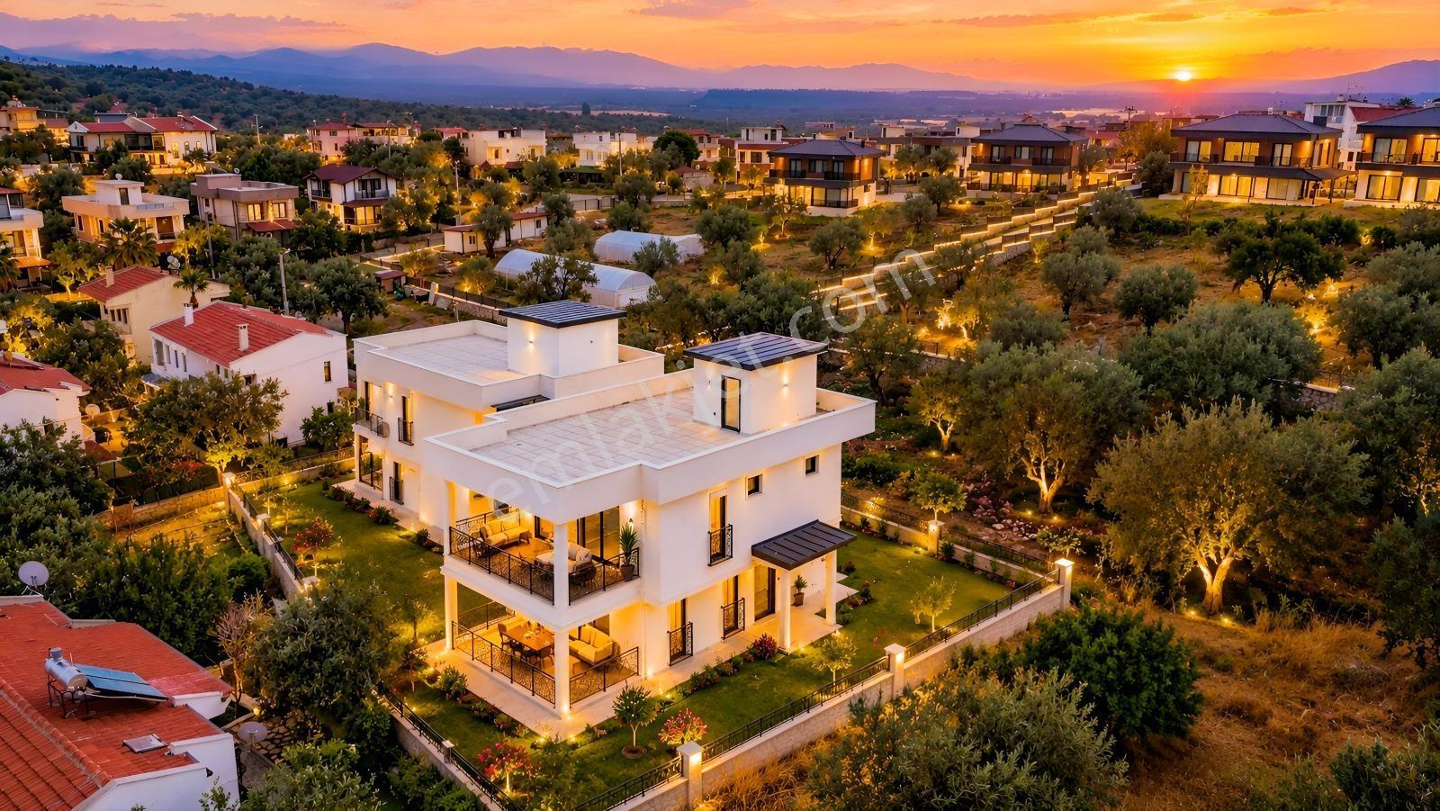 Onmax Karaağaçta Emsallerinin En Uygunu 3+1 Satılık Lüks Villa — fotoğraf 2