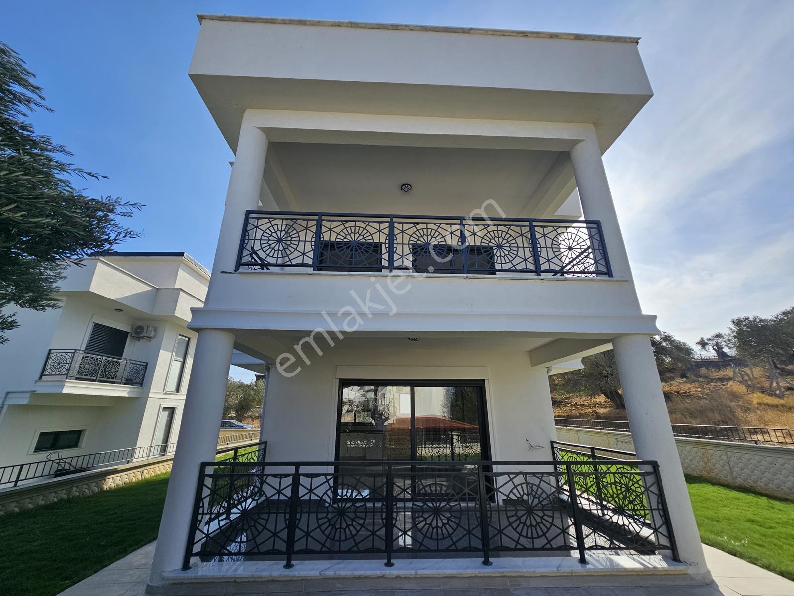 Onmax Karaağaçta Emsallerinin En Uygunu 3+1 Satılık Lüks Villa — fotoğraf 4