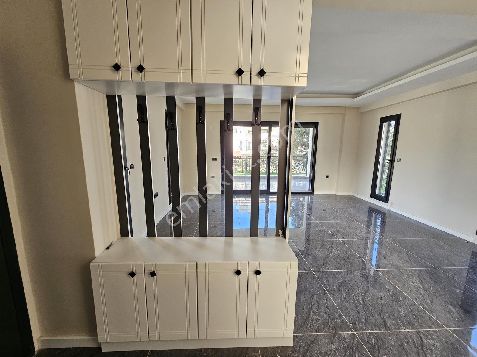Onmax Karaağaçta Emsallerinin En Uygunu 3+1 Satılık Lüks Villa — fotoğraf 18