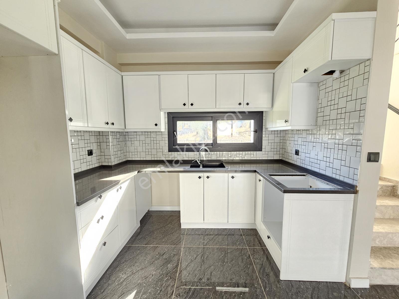 Onmax Karaağaçta Emsallerinin En Uygunu 3+1 Satılık Lüks Villa — fotoğraf 21