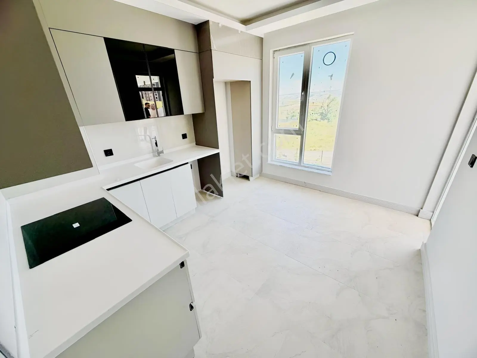 Emlak Danışmanım'Dan║Atayurt Mh.║Oturum Başlamış Sitede║Satılık
