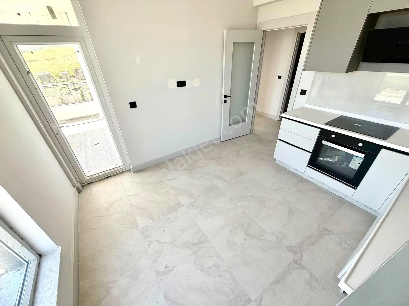 Emlak Danışmanım'dan║atayurt Mh.║oturum Başlamış Sitede║satılık — fotoğraf 2