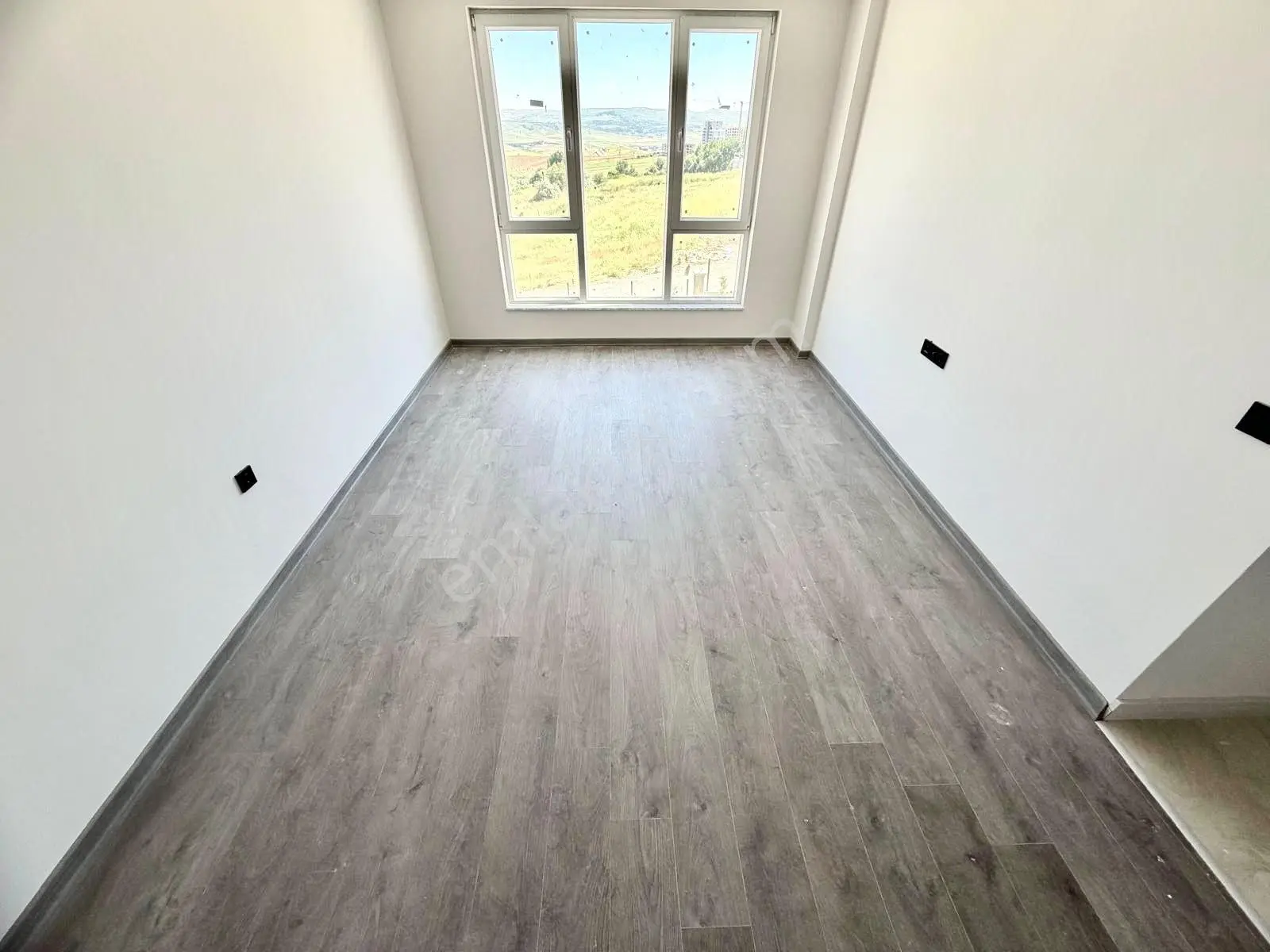 Emlak Danışmanım'dan║atayurt Mh.║oturum Başlamış Sitede║satılık — fotoğraf 4