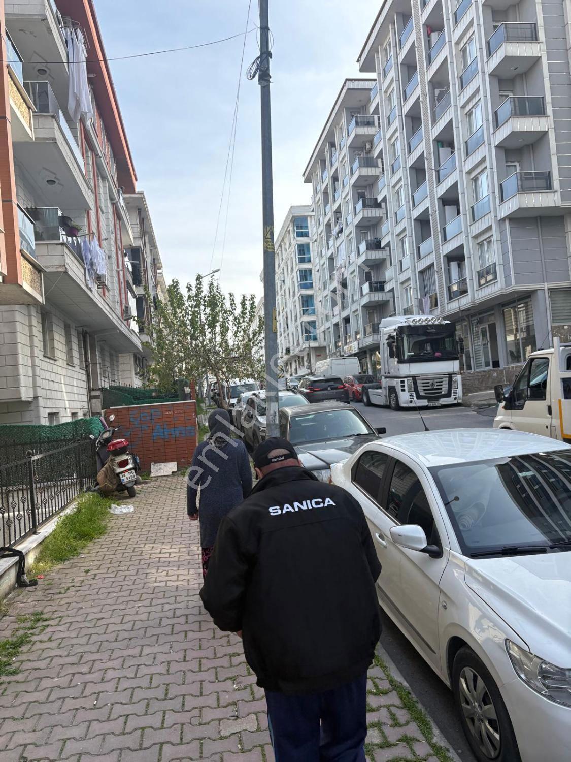 Esenyurt Mehmet Akıf Ersoy'da E-5 Yakın Yatırıma Uygun Daıre — fotoğraf 30