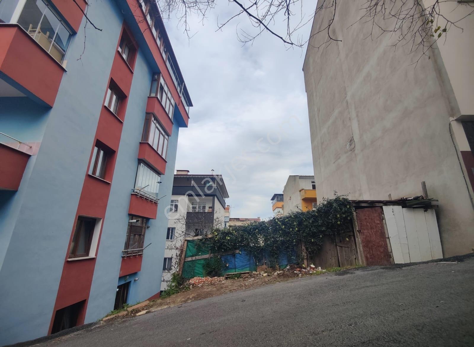 Yalıncak Adli Tıp Üstü Sahile Yakın 4 Kat İmarlı Arsa — fotoğraf 4
