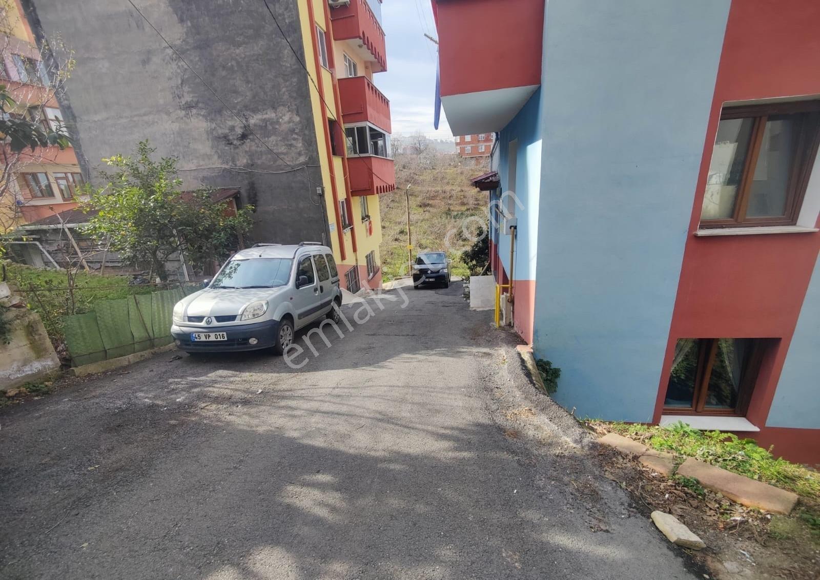 Yalıncak Adli Tıp Üstü Sahile Yakın 4 Kat İmarlı Arsa — fotoğraf 9