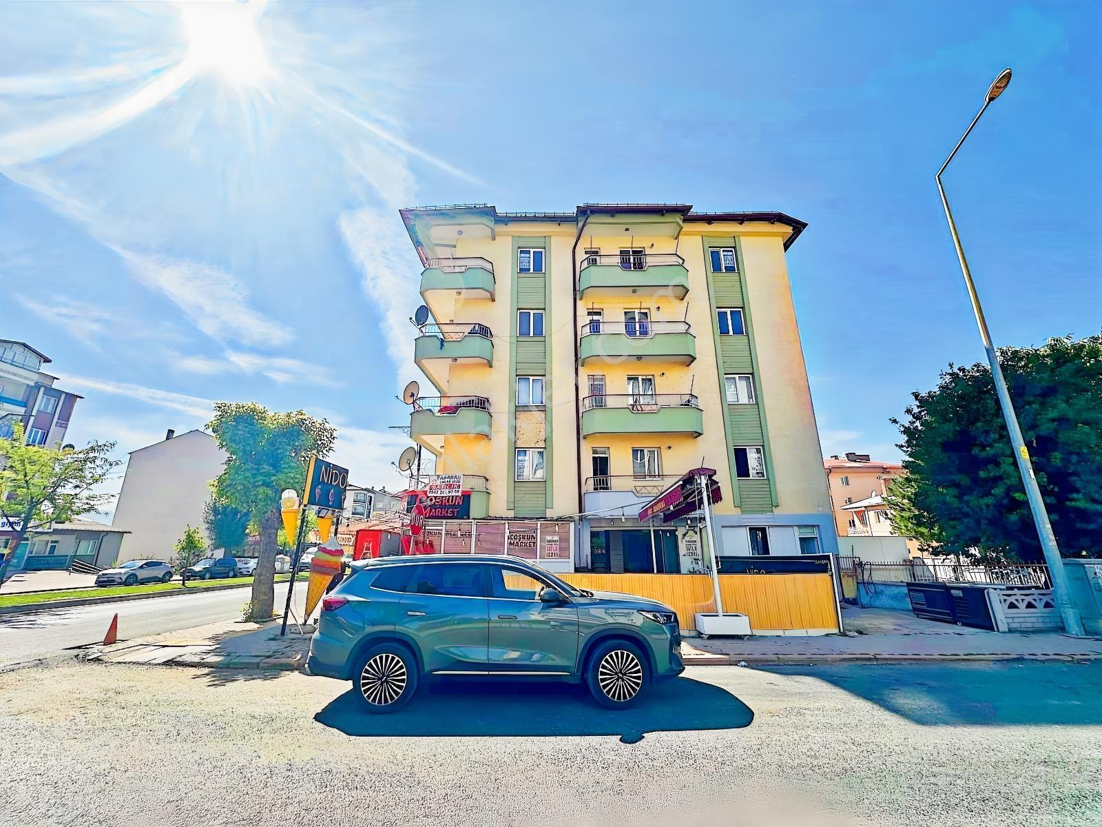 Karahan Emlaktan Emek Mah.buhara Caddesinde Satılık 3+1 Daire.. — fotoğraf 4