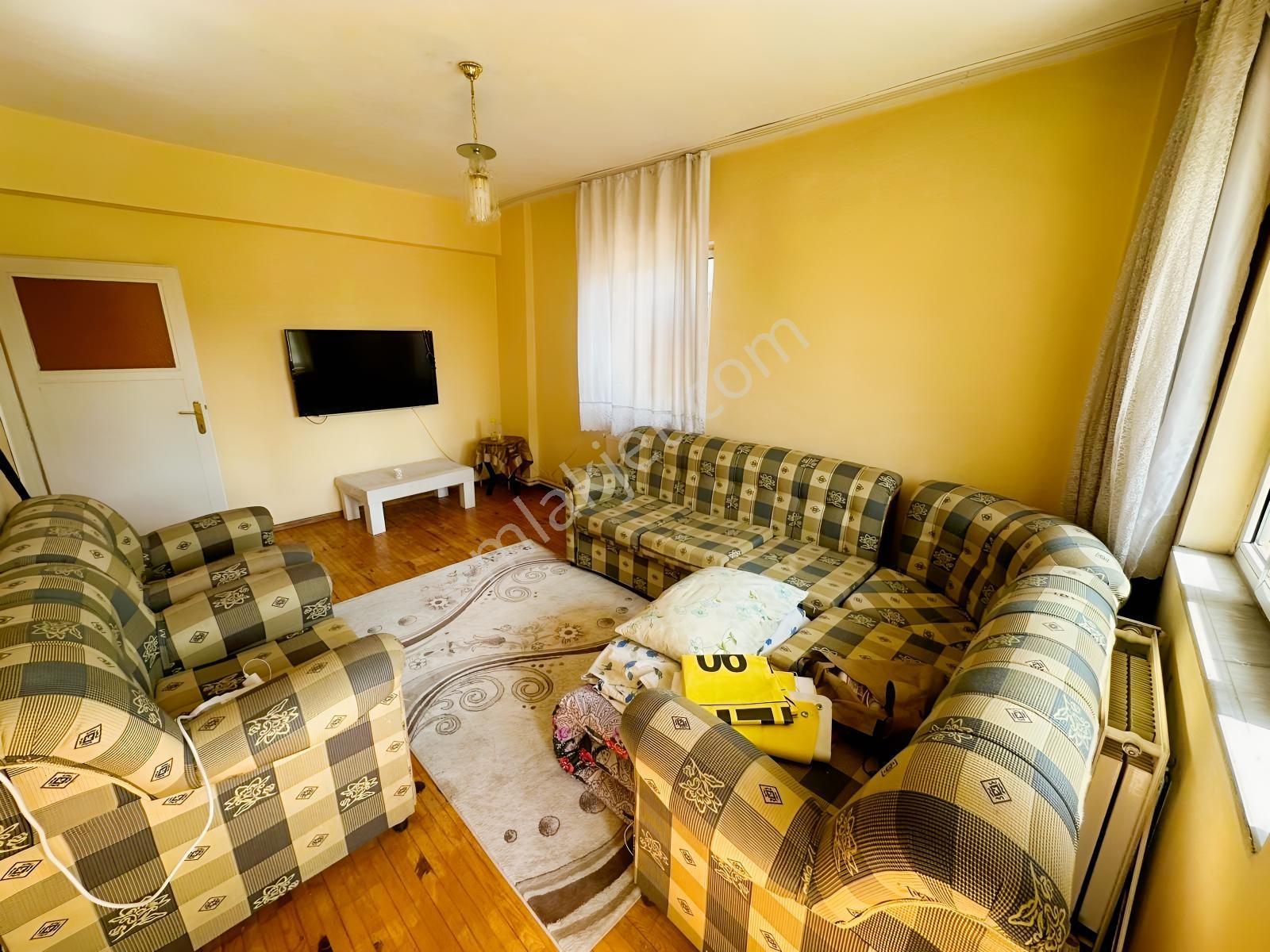 Karahan Emlaktan Emek Mah.buhara Caddesinde Satılık 3+1 Daire.. — fotoğraf 23