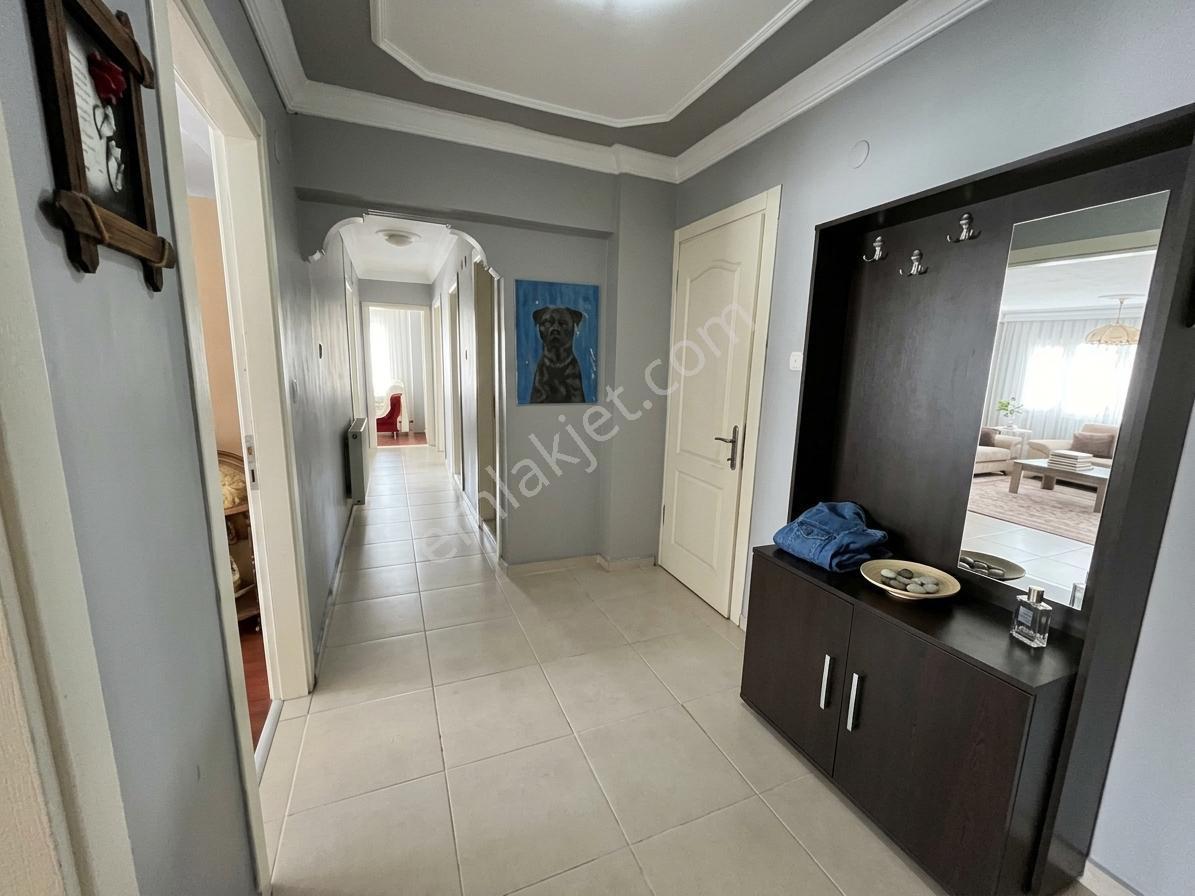 Medikal Point Hastanesi 1,5 Km Mesafede Otoparklı 3+1 Satılık Daire — fotoğraf 7