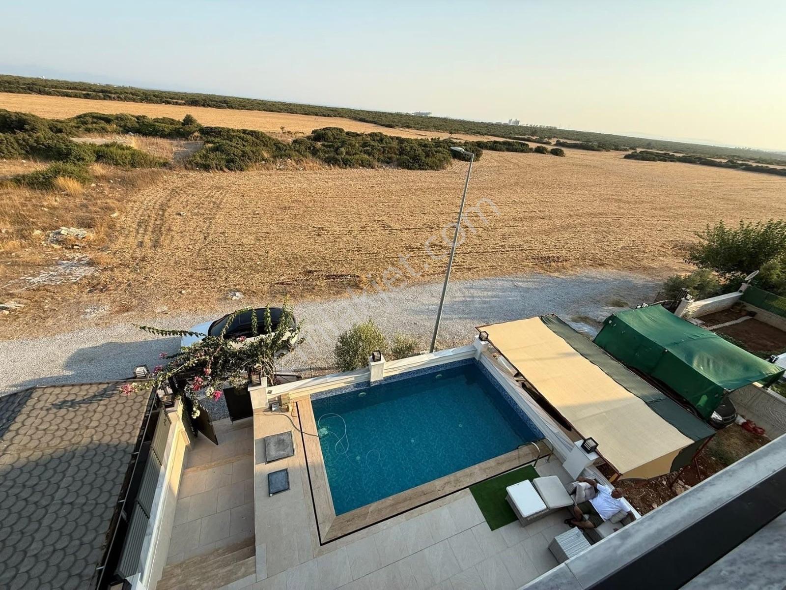 Didim’de Tam Müstakil 1.sınıf Eşyalı Havuzlu 4+1 Oturmaya Hazır Satılık Villa — fotoğraf 10