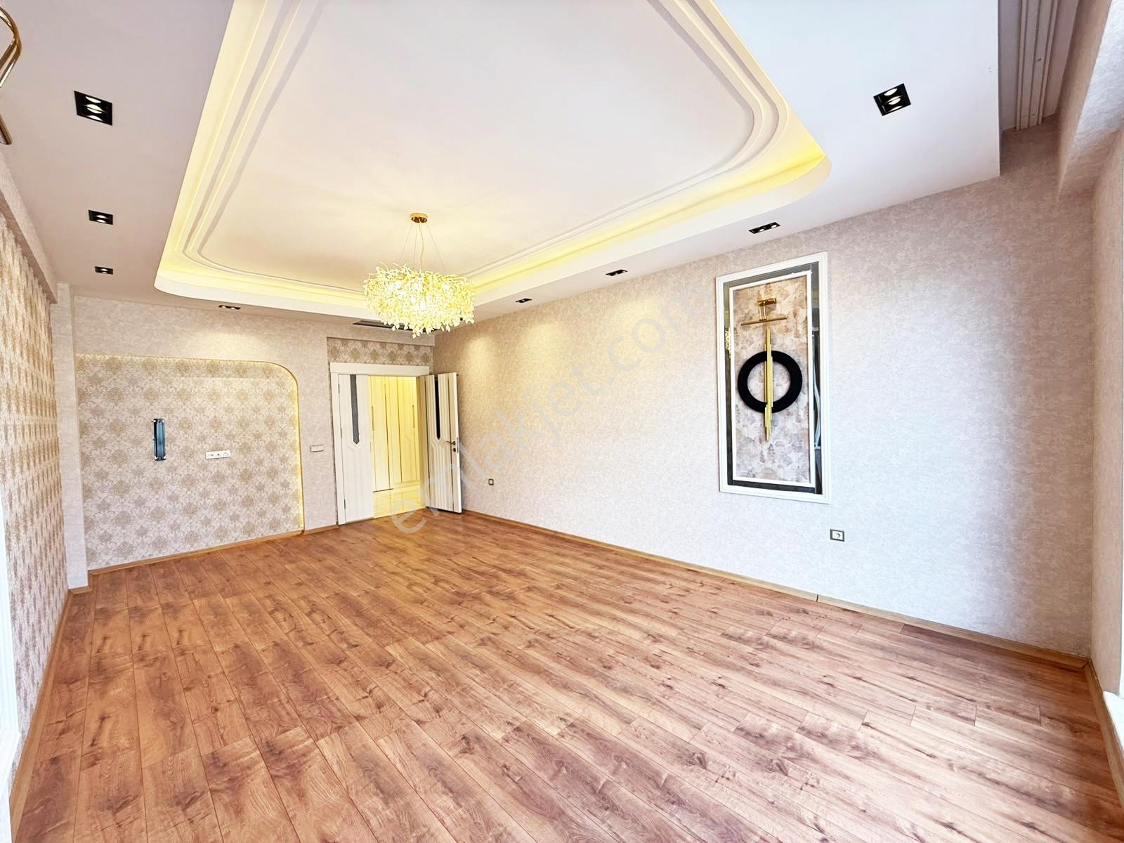 Fıstıklık'ta Giyinme Odalı Türk Hamamı Yerden Isıtma U.lüx 3.5+1 — fotoğraf 13