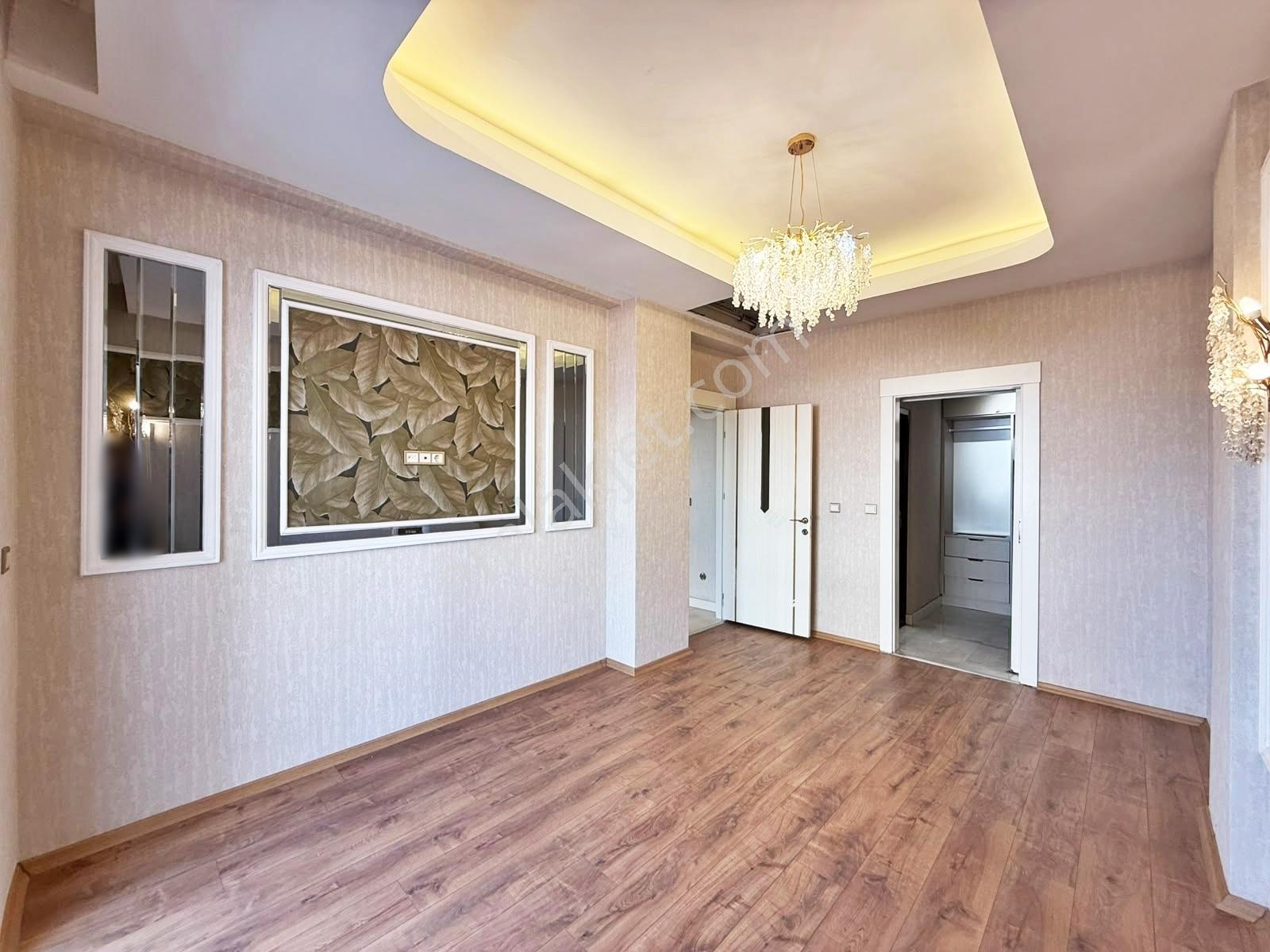 Fıstıklık'ta Giyinme Odalı Türk Hamamı Yerden Isıtma U.lüx 3.5+1 — fotoğraf 23