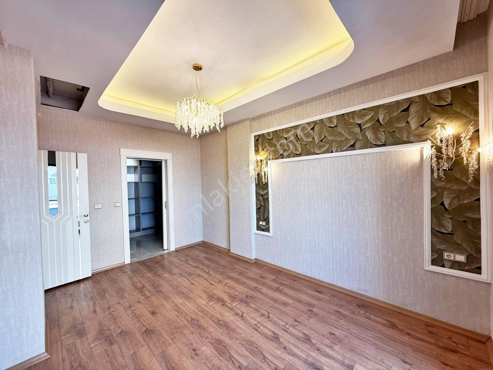 Fıstıklık'ta Giyinme Odalı Türk Hamamı Yerden Isıtma U.lüx 3.5+1 — fotoğraf 26