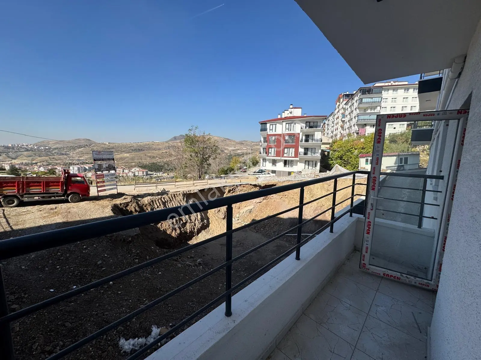Ulukaya*şht Hanifi Cad.yakını Yeni Binada Kat Konumunda 3+1daire — fotoğraf 18