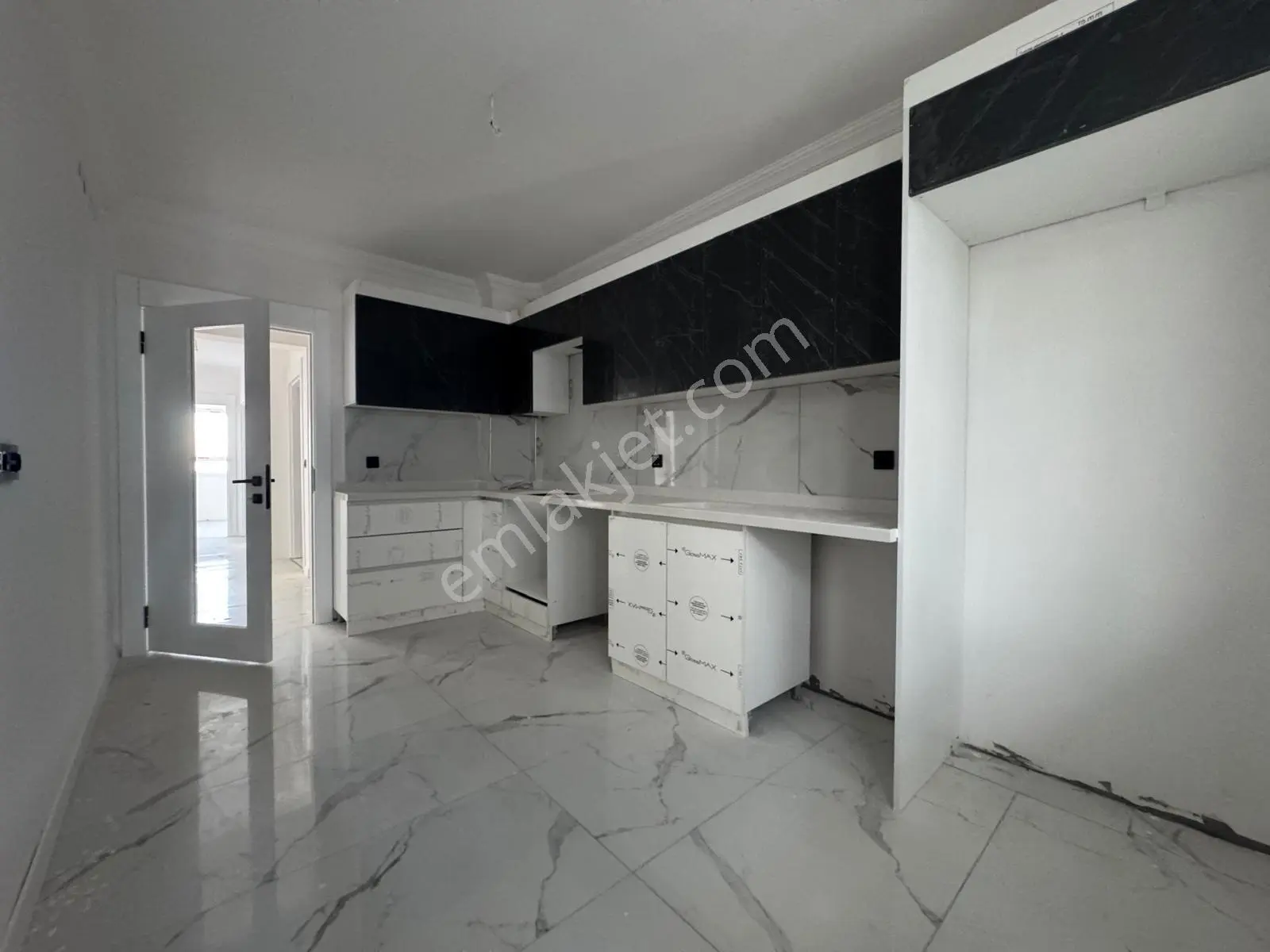 Ulukaya*şht Hanifi Cad.yakını Yeni Binada Kat Konumunda 3+1daire — fotoğraf 26