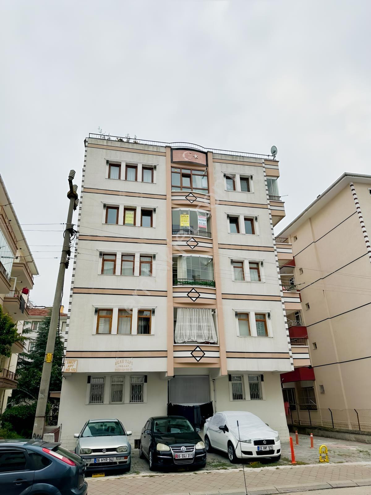 Sincan Yavuz Sokakta 3+1 Ara Kat Satılık Daire — fotoğraf 3
