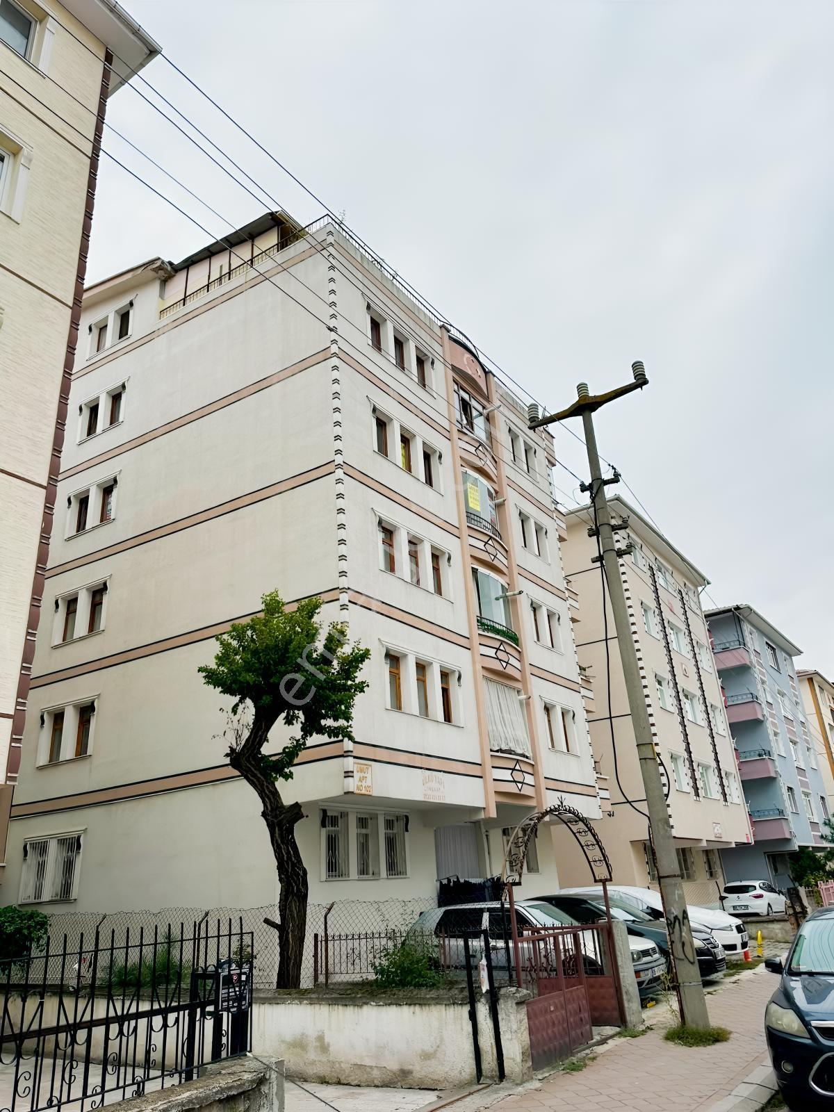 Sincan Yavuz Sokakta 3+1 Ara Kat Satılık Daire — fotoğraf 6