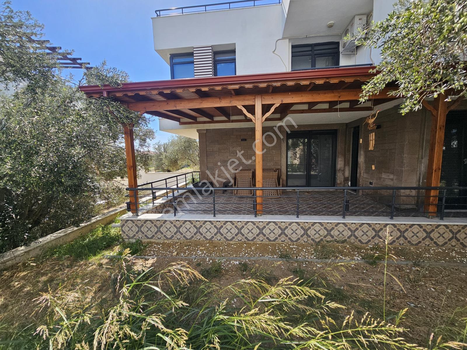 Onmax Karaağaçta 3+1 Havuzlu Site İçerisinde Tam Müstakil Villa — fotoğraf 7