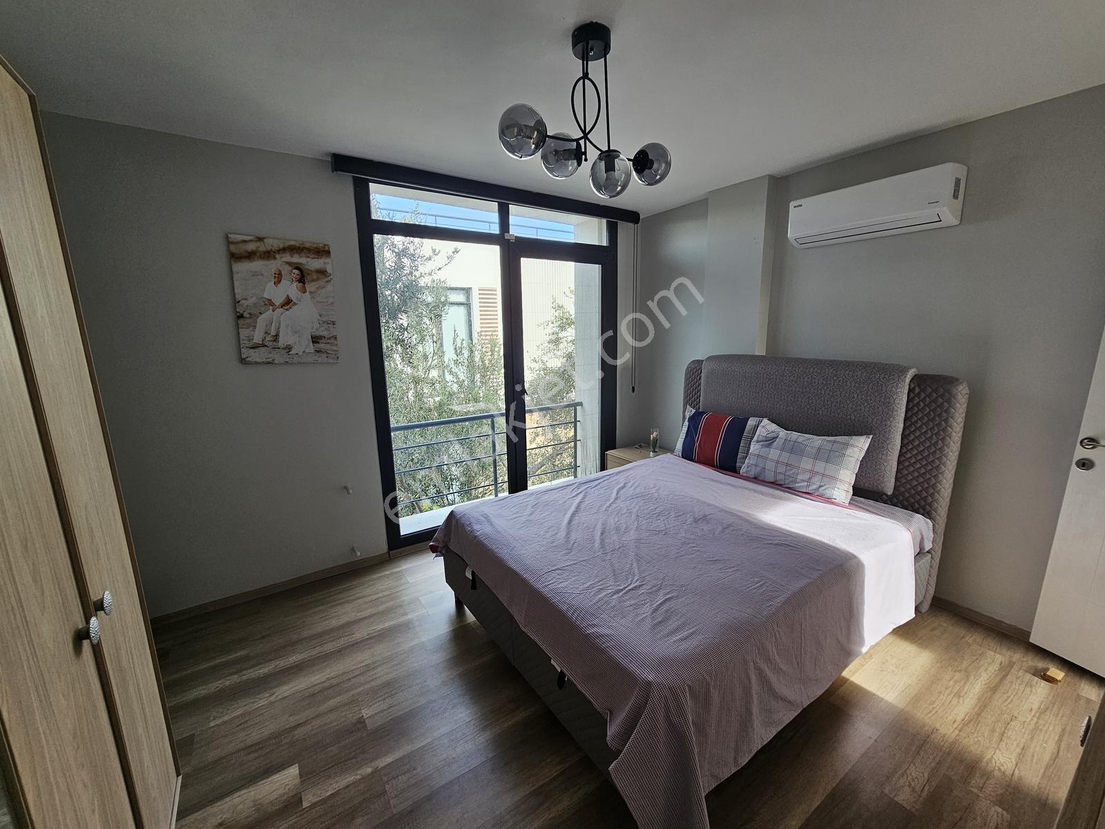 Onmax Karaağaçta 3+1 Havuzlu Site İçerisinde Tam Müstakil Villa — fotoğraf 15