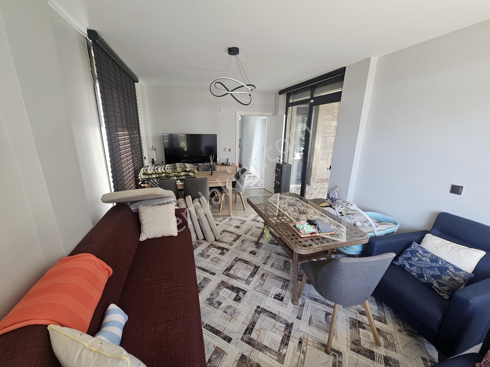 Onmax Karaağaçta 3+1 Havuzlu Site İçerisinde Tam Müstakil Villa — fotoğraf 35