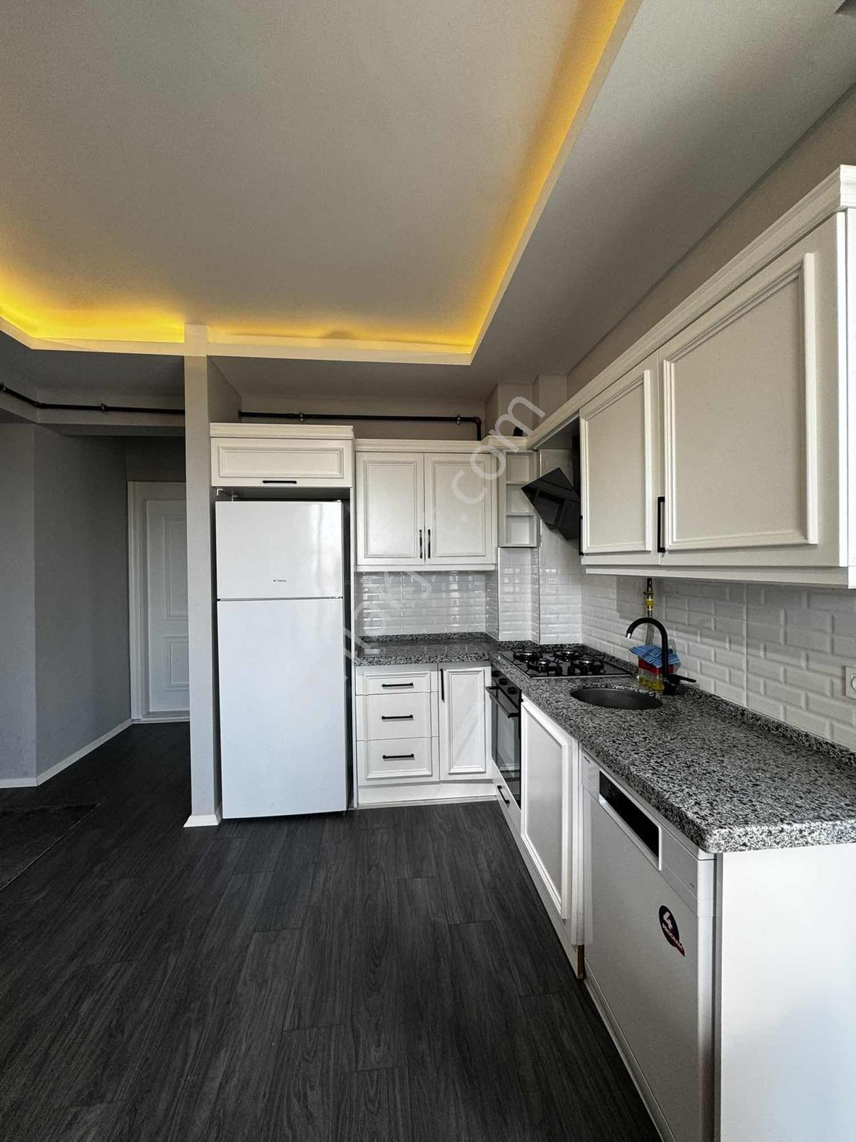 Özel Dizayn Sıfır Eşyalı Satılık Lüks 1+1 — fotoğraf 11