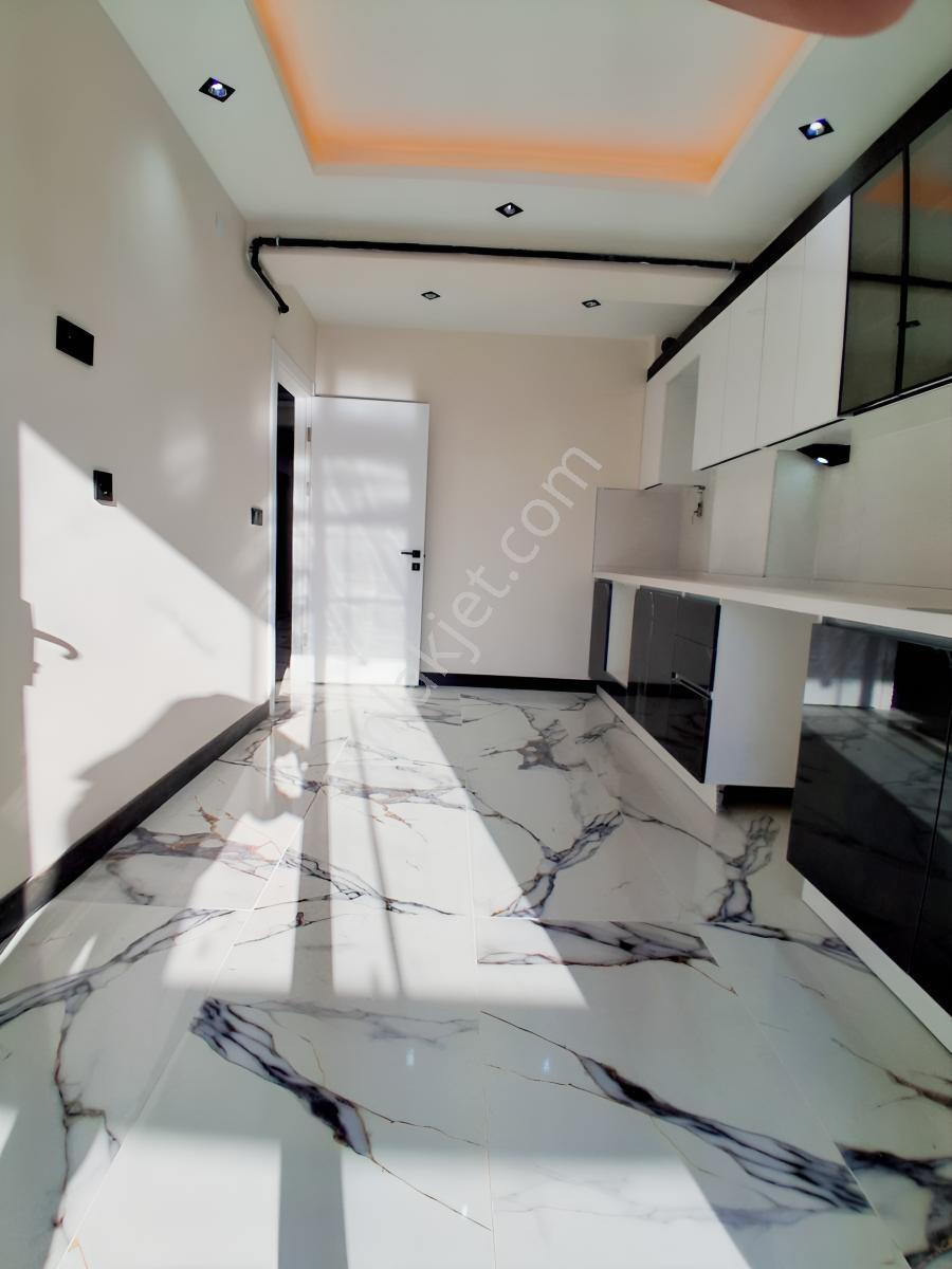 Ar-058 Erenköy Mah. 3+1 135m2 Kırbaşı Cd. Üzeri Satılık Daire — fotoğraf 3