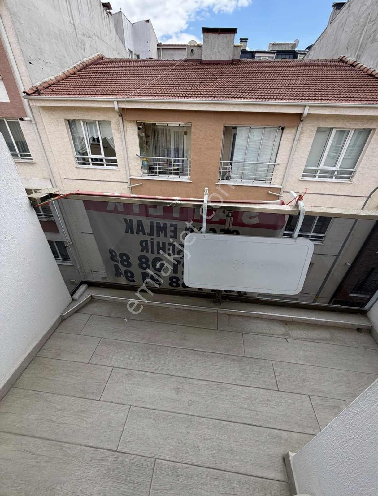 Akademi'den Cadde Yakını Balkonlu Bakımlı Satılık 3+1 — fotoğraf 7