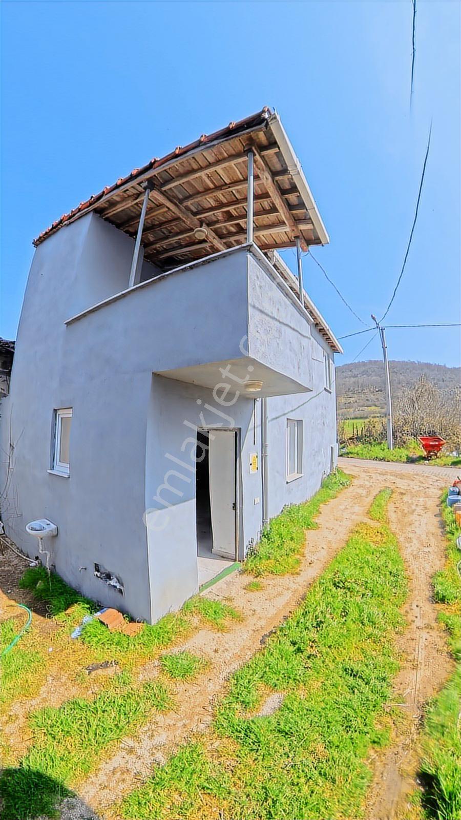 Bakacakçiftliği Köyünde Satılık Köy Evi — fotoğraf 4
