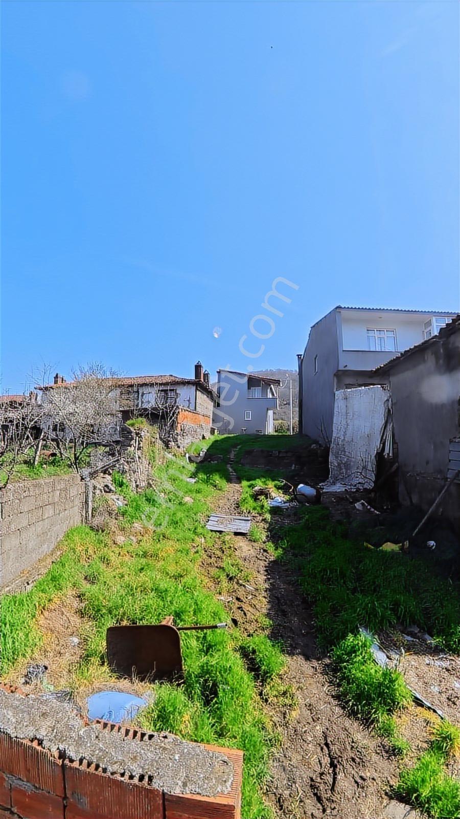 Bakacakçiftliği Köyünde Satılık Köy Evi — fotoğraf 7