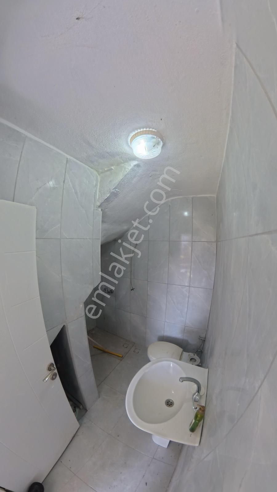Bakacakçiftliği Köyünde Satılık Köy Evi — fotoğraf 11