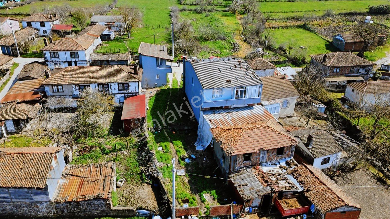 Bakacakçiftliği Köyünde Satılık Köy Evi — fotoğraf 18