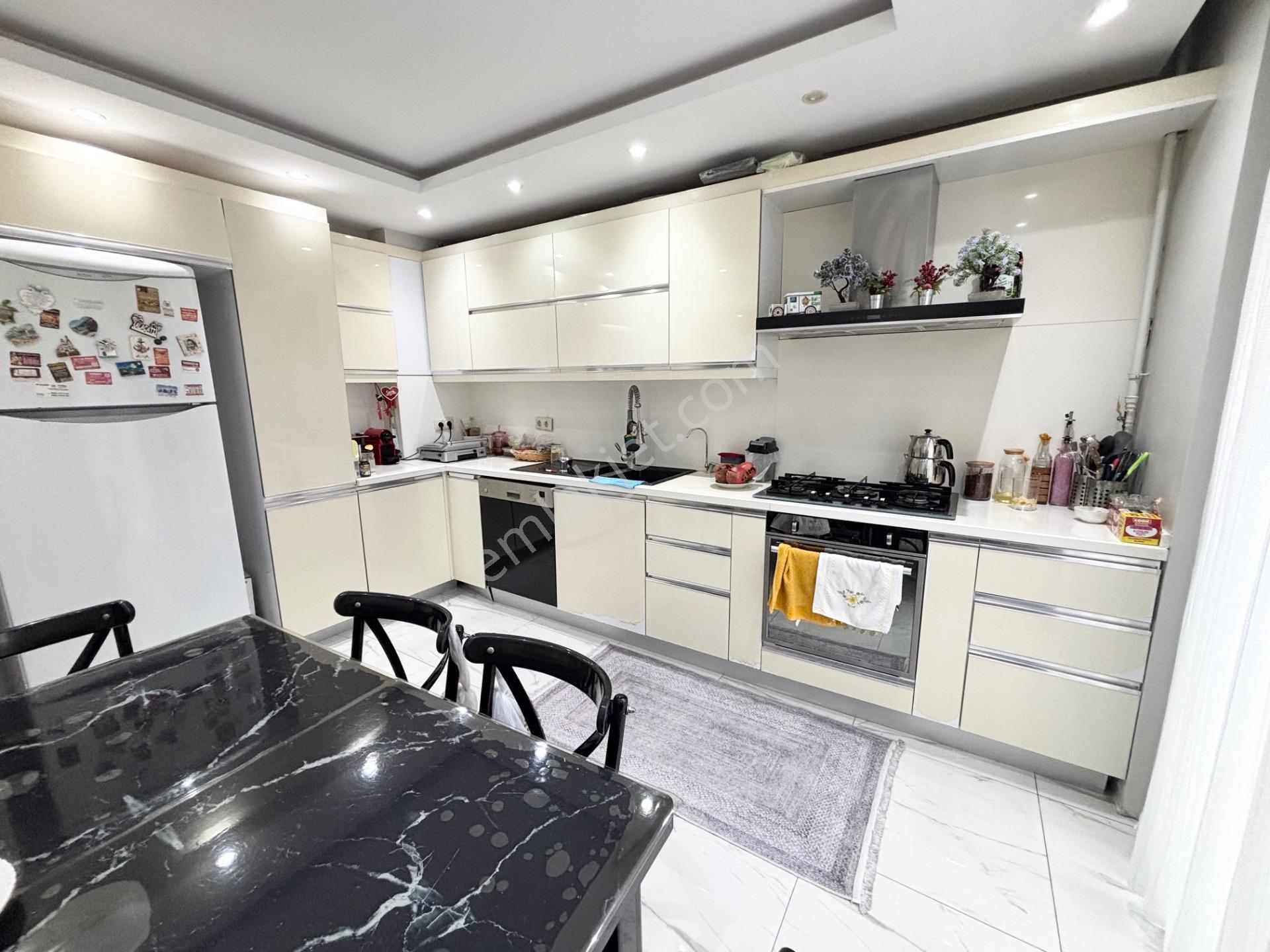 Mimaroba Konakları’nda Deniz Manzaralı 4+2 İkiz Villa — fotoğraf 9